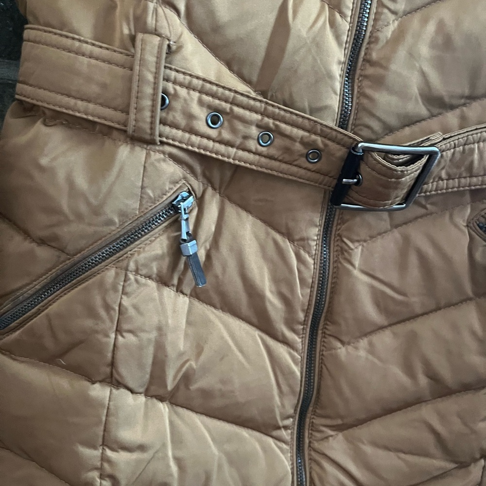 Zara Women's Brown Belted Puffer Coat - Picture 2 of 4